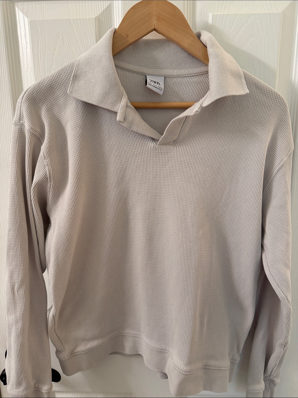 Zara Men’s Cream Waffle-Knit Polo Sweatshirt